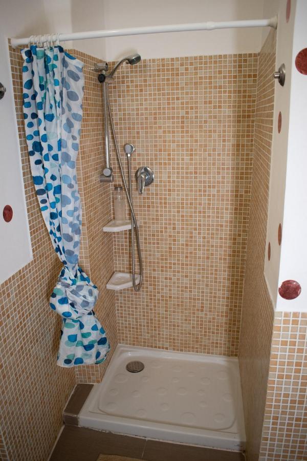 Abbey Hostel Генуя Екстер'єр фото