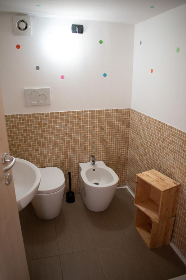 Abbey Hostel Генуя Екстер'єр фото