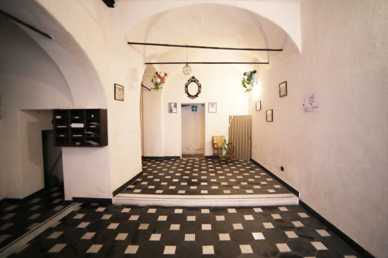 Abbey Hostel Генуя Екстер'єр фото